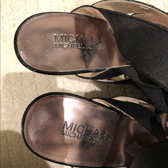 Michael Korda strappy heeled sandals - Picture 3 of 4